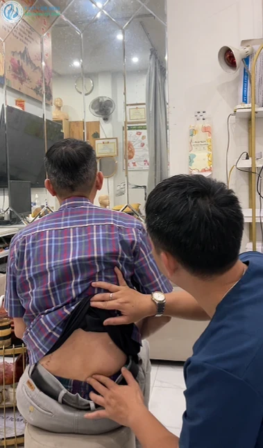 Nguyễn Chính giải cơ và kiểm tra vận động khớp trong trị liệu