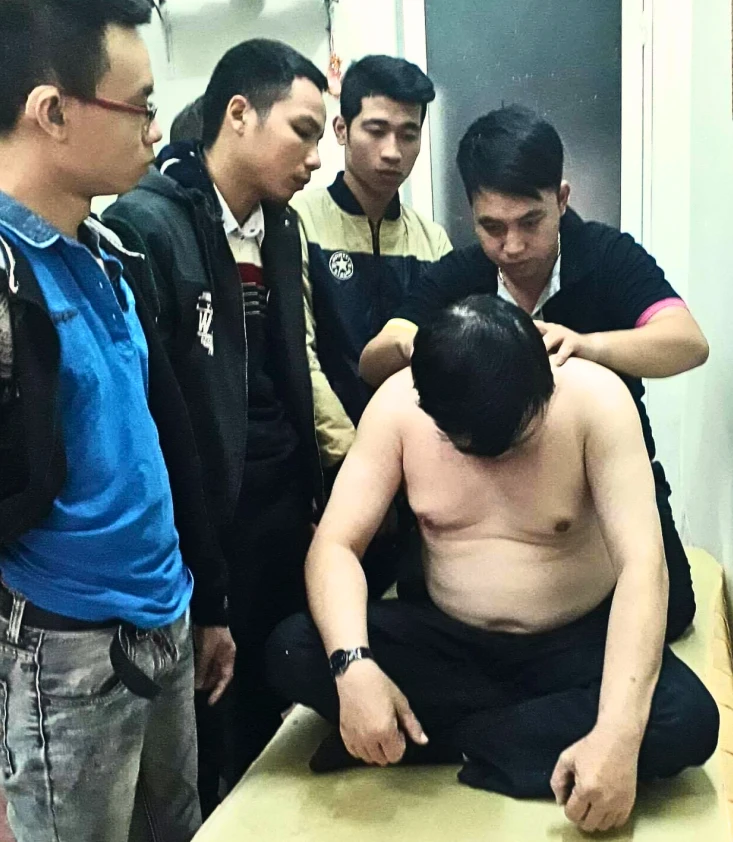 Kiểm tra cùng một động tác trước và sau khi trị liệu